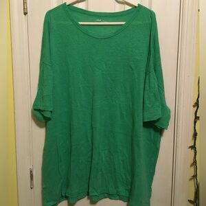 T-shirt lightly worn